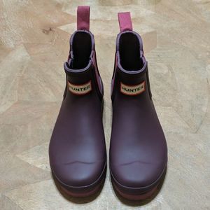 Hunter Chelsea Boot Dark Red/Plum sz 6